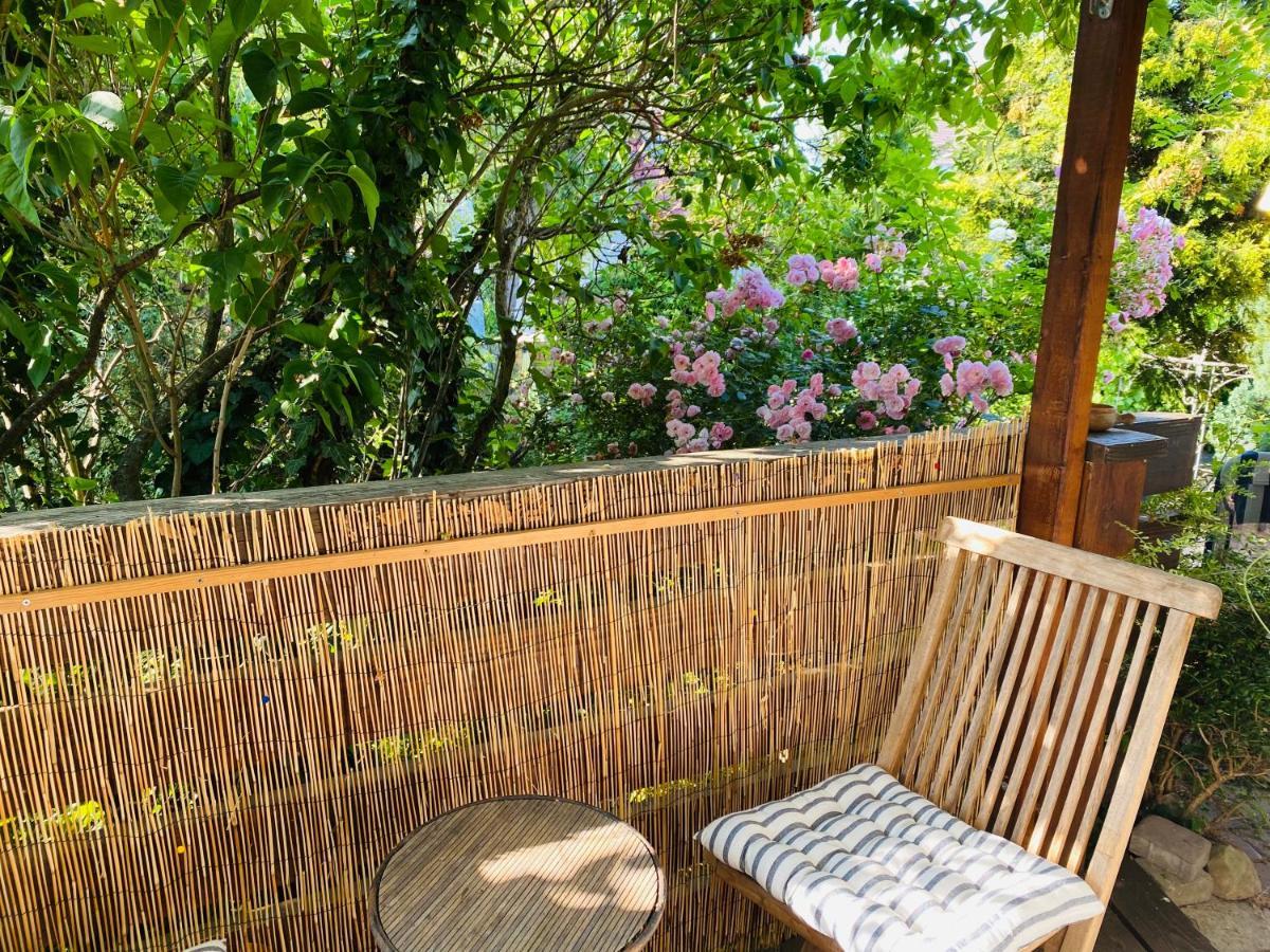Ferienwohnung Mit Schoener Terrasse. Ellerstadt Exterior foto