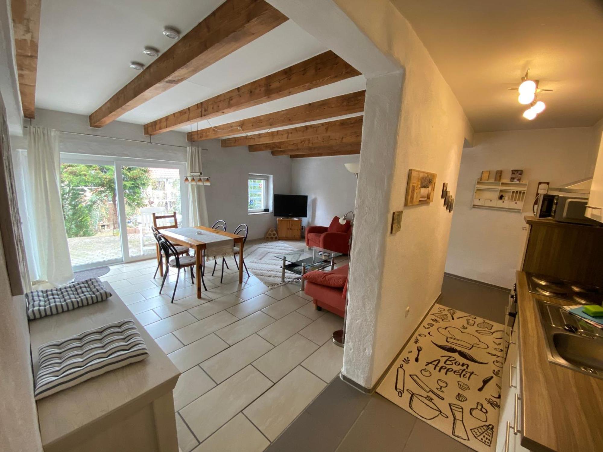 Ferienwohnung Mit Schoener Terrasse. Ellerstadt Exterior foto